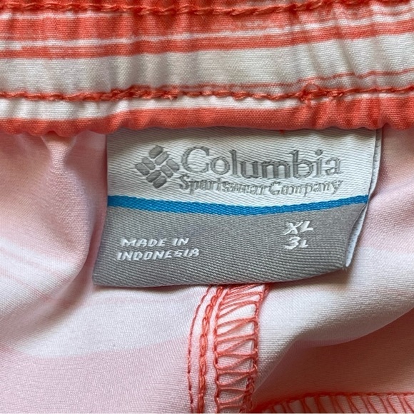 Columbia Women’s Bogata Bay Stretch UPF 50 Print Shorts Size XL Coral Stripe - Picture 8 of 9